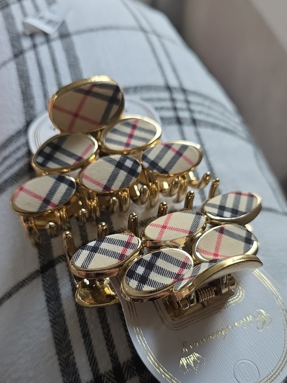Gold Plaid Oval Hair Claw Clip - Beige Plaid
